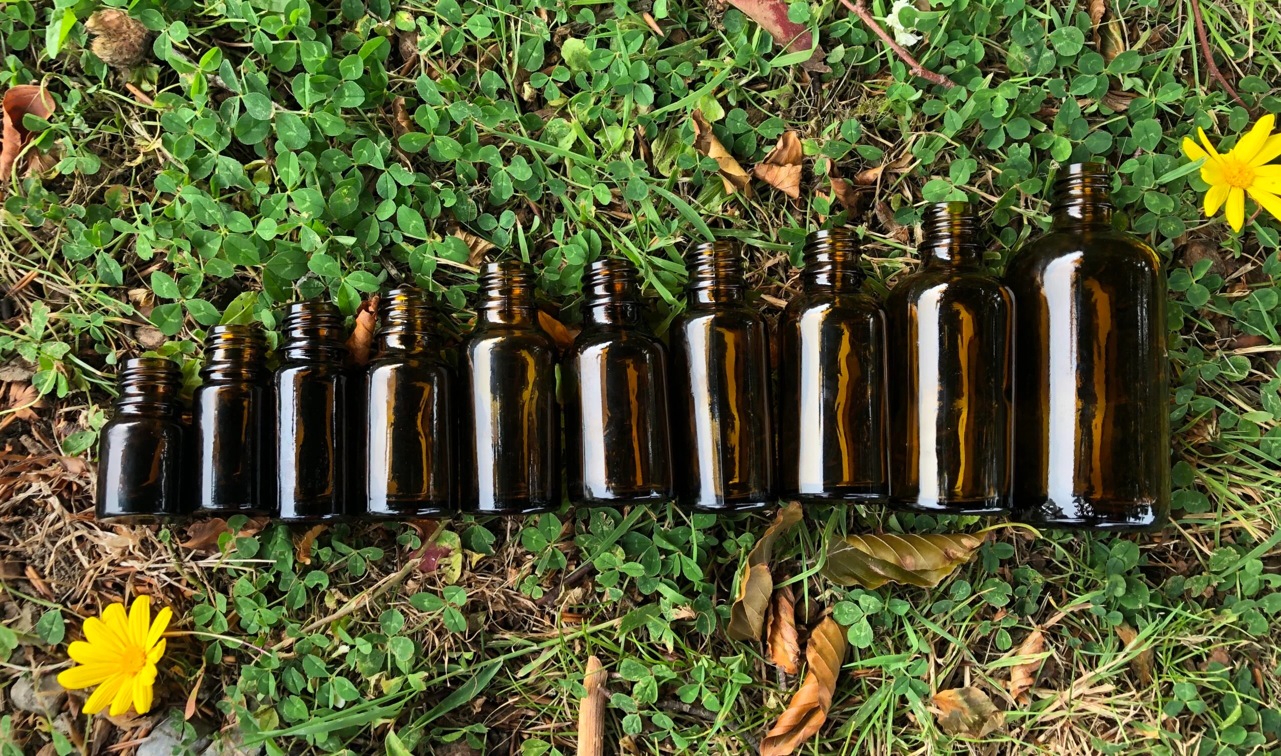 100ml Amber Glass Bottle (GL18 Narrow neck) - Image 3