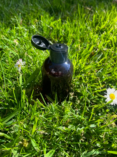 100 ml Amber Boston Round (PET) Plastic Bottle - Image 7