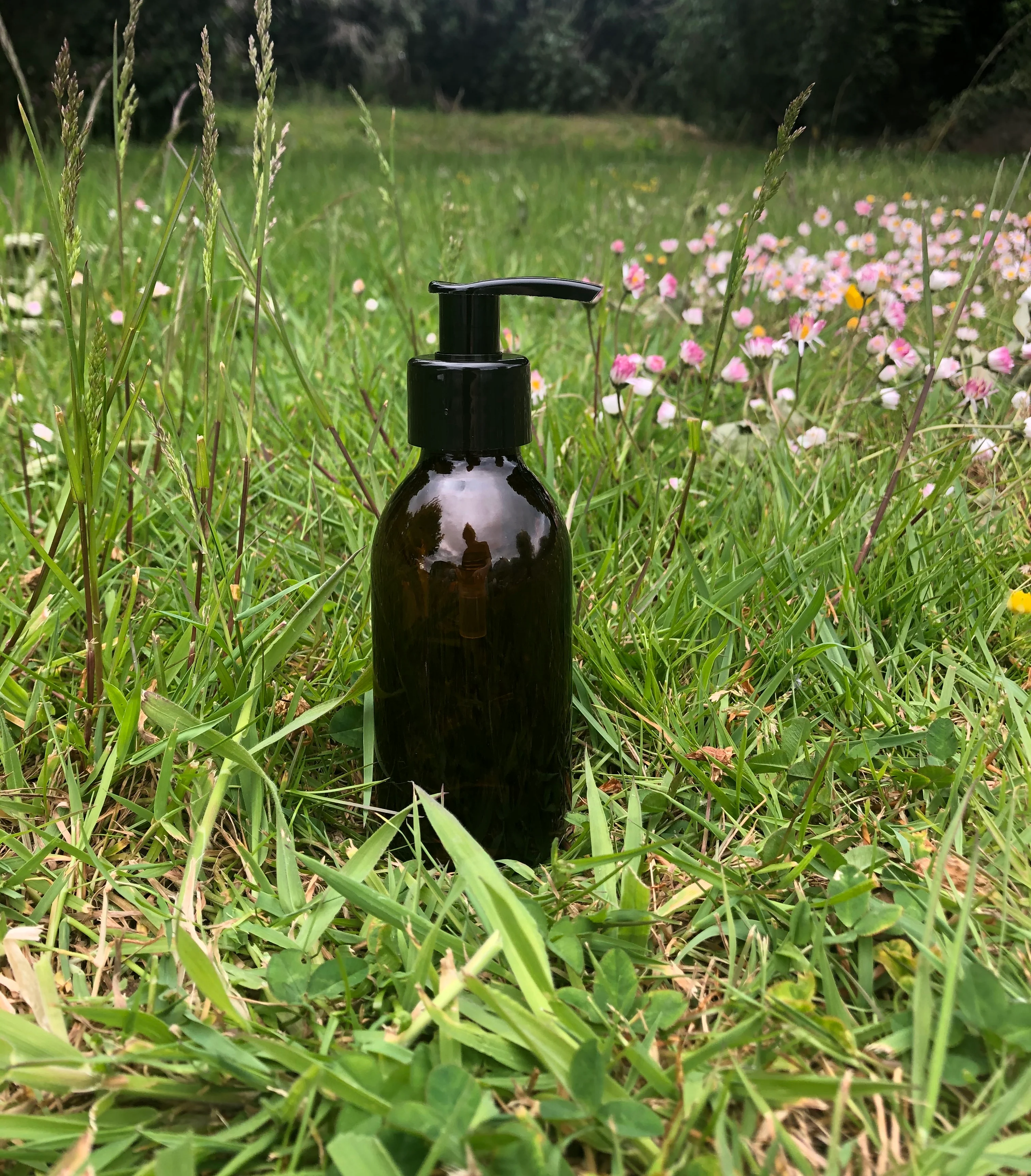 100ml Medical Round Amber Glass Bottle - Image 3