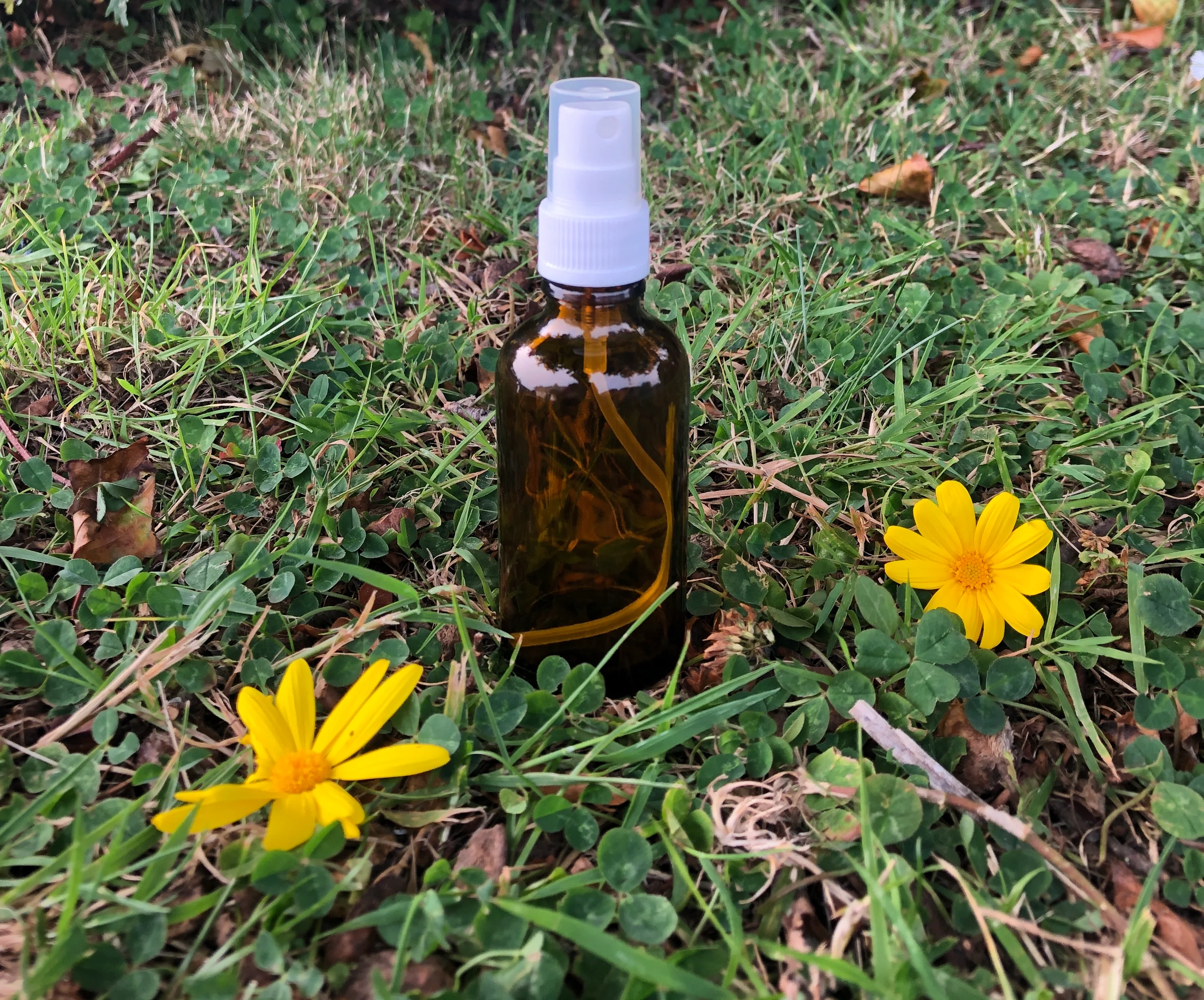 25ml Amber Glass Bottle "GUILDFORD (TALL)" STYLE - Image 6