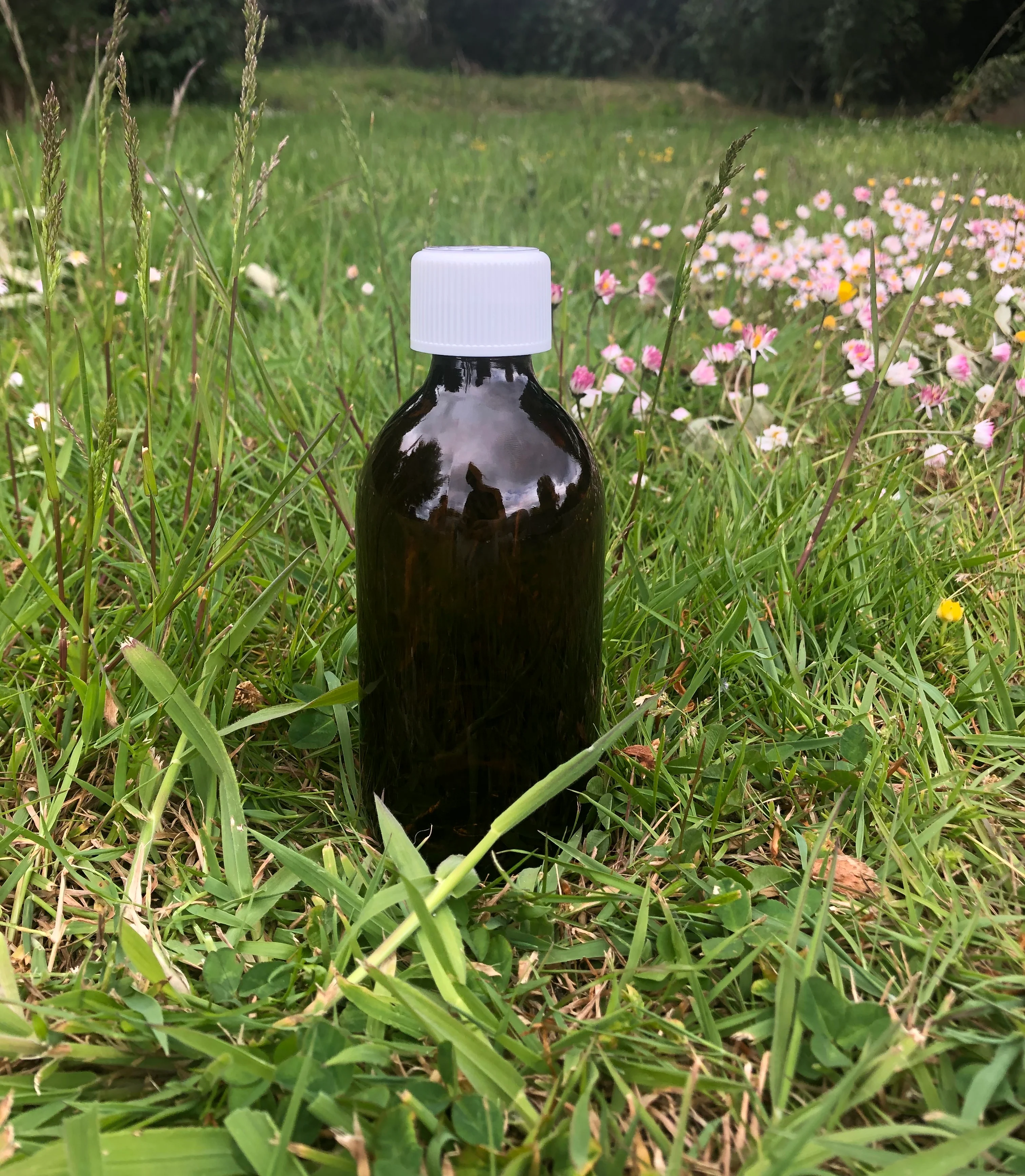 300ml Medical Round Amber Glass Bottle - Image 5